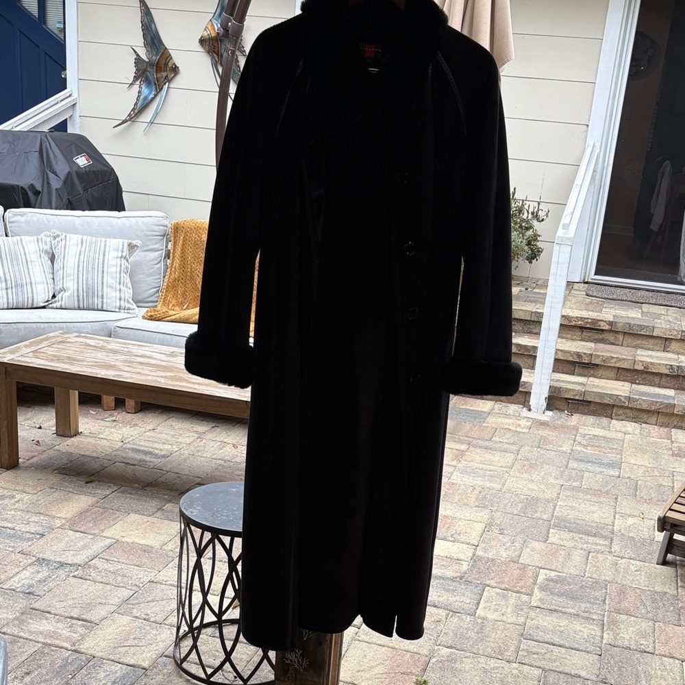 Gallery Black Faux Fur Coat